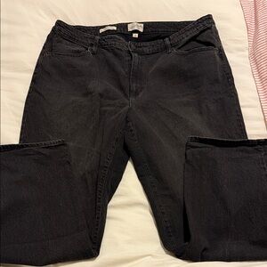 Universal Thread Women's Black Straight Leg Jeans